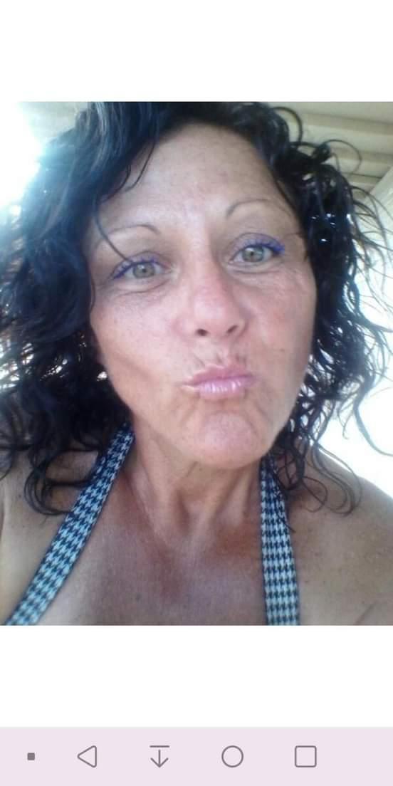 InvisibleNashun's tweet photo. So am I!  Minus the fakeness with bling. Being real says a lot. Being yourself. Having a mind. Helping with your status, the one's that our government, insurance companies &amp; (whoops) @iamcardib  kick to the curb; that's beautiful... Balls... Lol. https://t.co/5pjzahaeJI