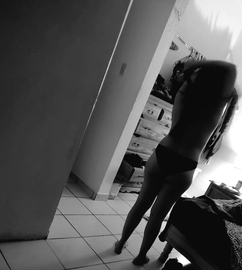 lunayMar2022's tweet photo. Join us π₯
Custom
#onlyfansgirl #SellingContent #sellingnudss #sellingfeetcontent #latinas #custompanties https://t.co/XTlVG5tj0j