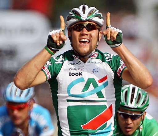 RheZon_'s tweet photo. J'avais besoin de partager ça, à cette heure tardive, pour mon bien être personnel.

Foutu poussière dans l'œil. #TDF2022 https://t.co/FQeKcFaMpb