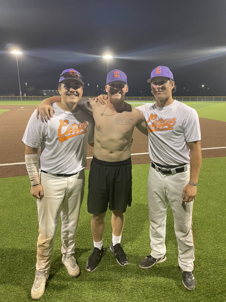 Kansas Curve tweet media