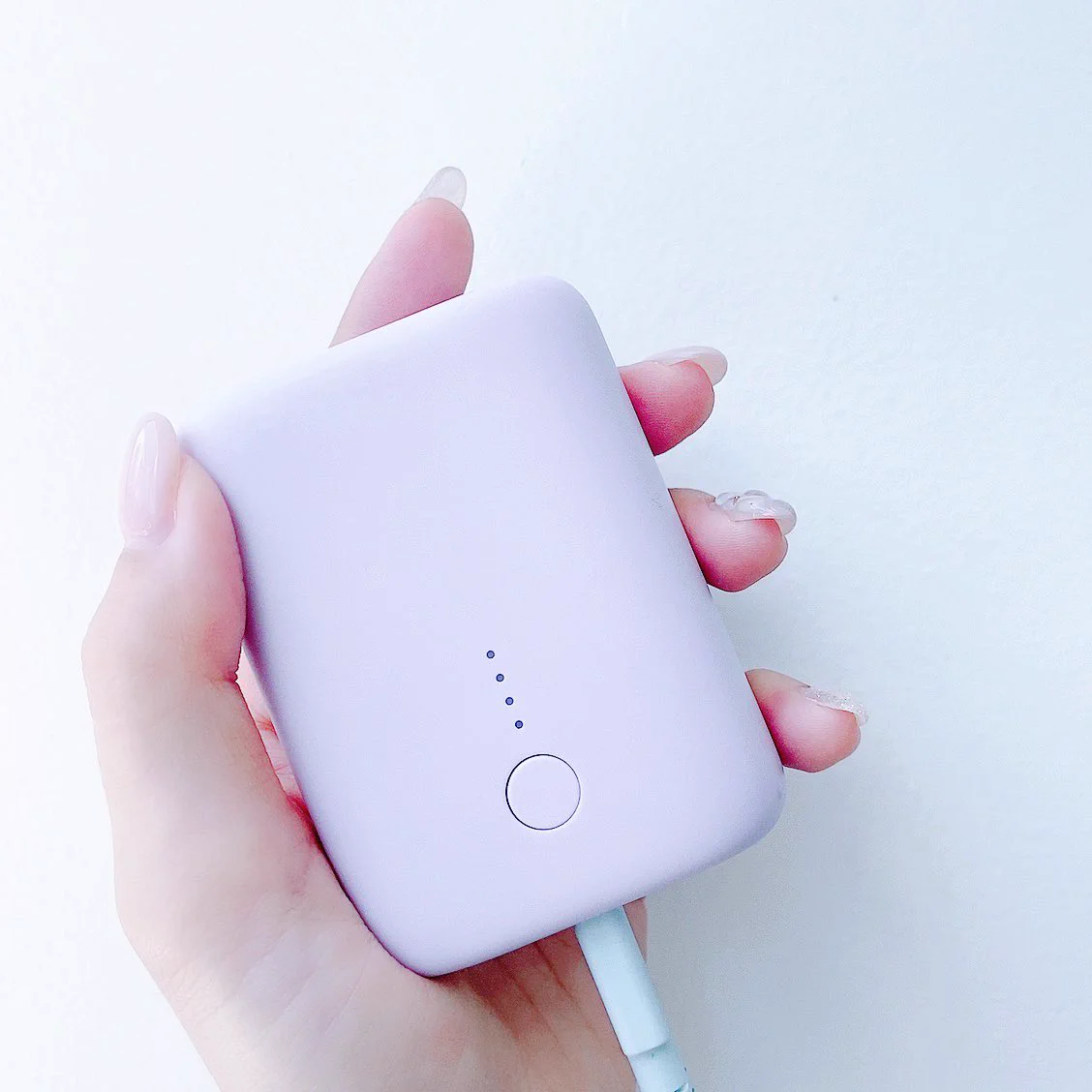 ユニバに持っていって大正解！小さいのに急速で充電してくれるパワフル充電器がほしい