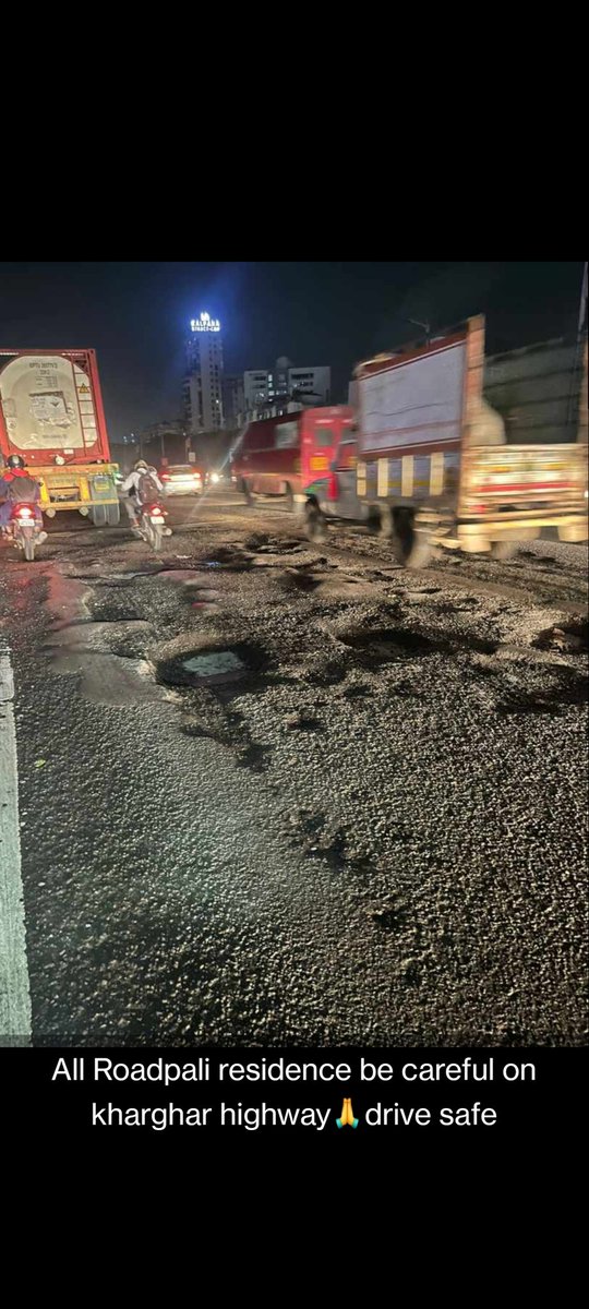 adhiya_vishal's tweet photo. See the condition of the road. This road connects Goa, lonavala, pune, Panvel. High traffic jam before the bridge especially during evening and night hours. Work pending one more patch before kamothe since months now @mieknathshinde @prashantrthakur @Navimumpolice @nitin_gadkari https://t.co/aMgDmlvxPZ
