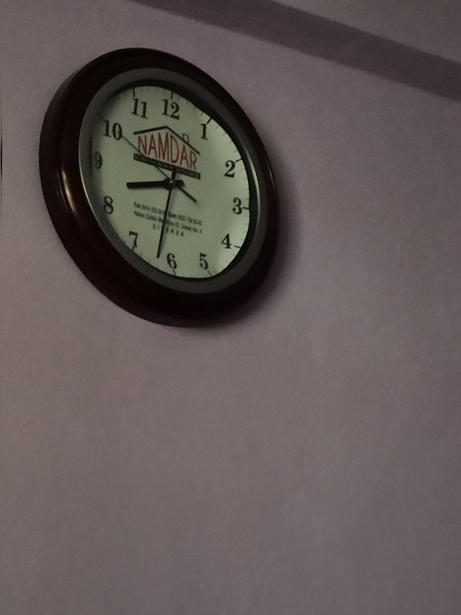 Yaa bu saatte sabahın köründe insanların evine habersiz misafirliğe  gidizlemezzzzz. Şaka gibi lütfen Siverek azıcık medeniyet lütfen. Size gün 4 de başlıyor diye herkese başlamak zorunda değil. Lütfen birazcık düşünceli olalım. Söyleyeceklerim bu kadar.