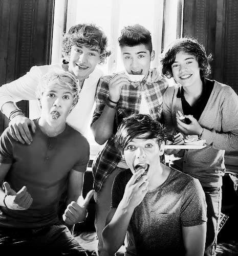 notexhausted's tweet photo. About 12 years ago I randomly found this band through a teen vogue magazine. My life has changed for better since. Thank you. 🤍
For everything ♾

#12yearsofonedirection https://t.co/0JQIjcrATL