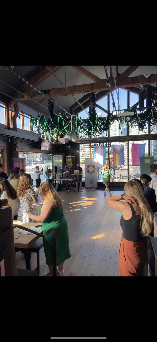 So excited to attend the 2022 TD Pride launch party 🎊 Great to see some familiar faces in person! Thank you Christina for organizing such a great event! The view was amazing 🤩 <a href="/AlexLu_TD/">Alex Lu</a> @EricLamTD <a href="/steventsangaris/">Steven Tsangaris</a> @ChristinaSunwoo