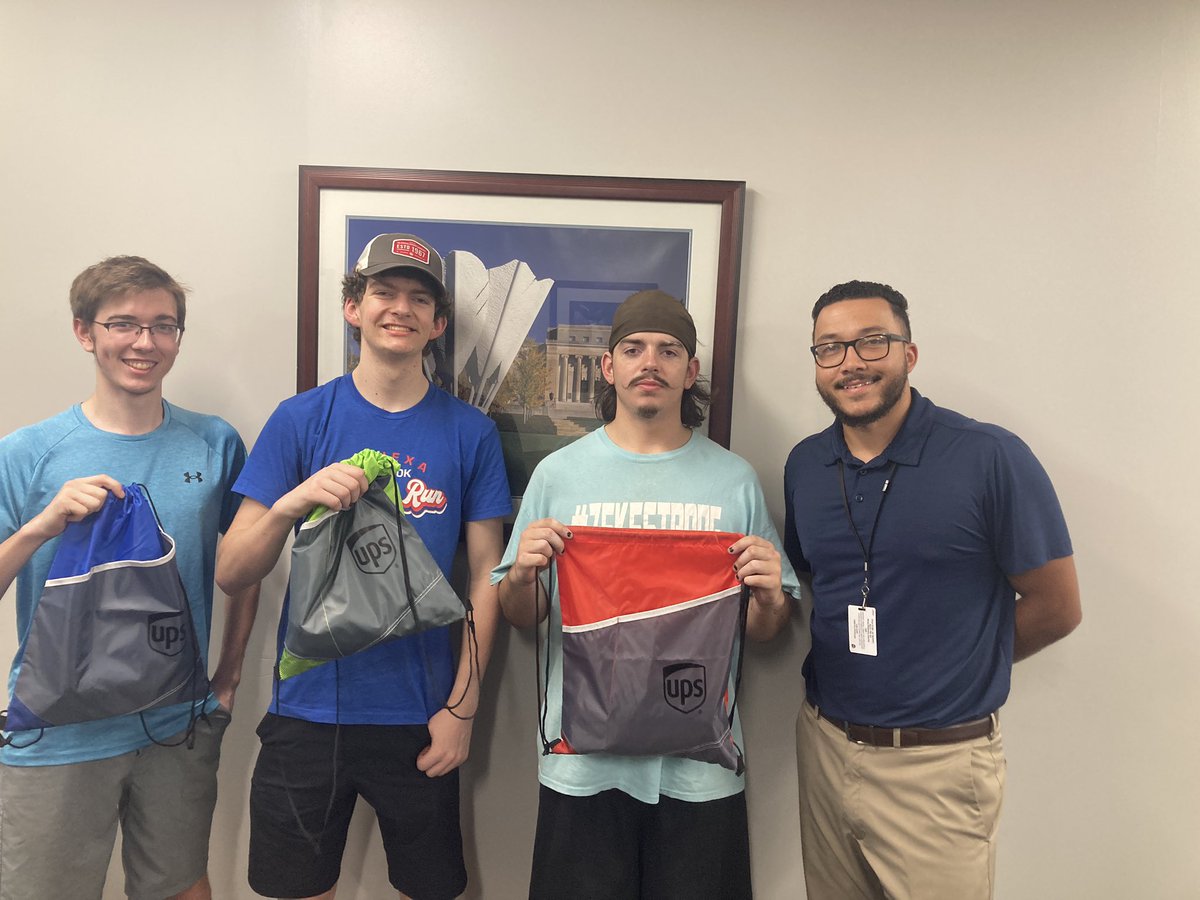 Recognizing employees for gaining seniority! All it takes is 30 days. Refer someone and help them gain seniority for a nice referral bonus! #EasyMoney