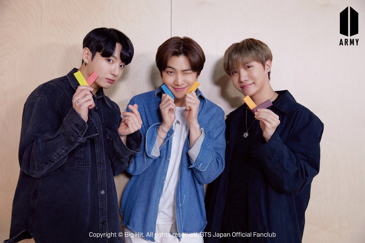 Ederlin0417's tweet photo. — 📸 Hilo con imágenes exclusivas de #BTS para Fanclub Japón, membresía ARMY. 

@BTS_twt https://t.co/mCe5o31POh