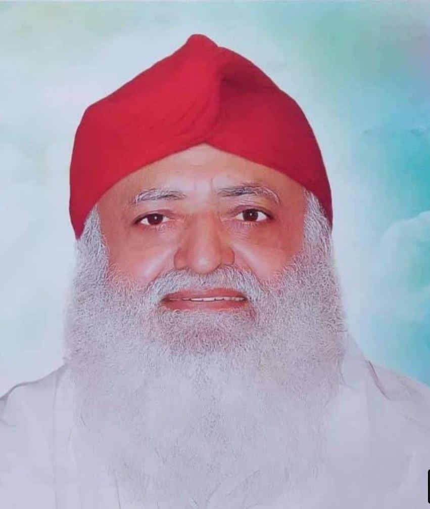 Kiranchib1's tweet photo. Who is Asaram Bapu ?
Sant shri Asharamji Bapu is a great pillar of Sanatan Dharma. Who stopped relious conversion in flung areas of our country and Ghar Wapsi of all converted person. So, he trapped in bogus case. #TheConversion https://t.co/1iWrez4qRy