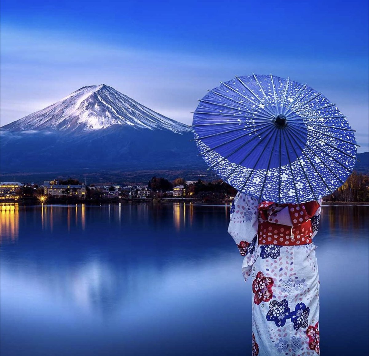 Ανδρεασ tweet media