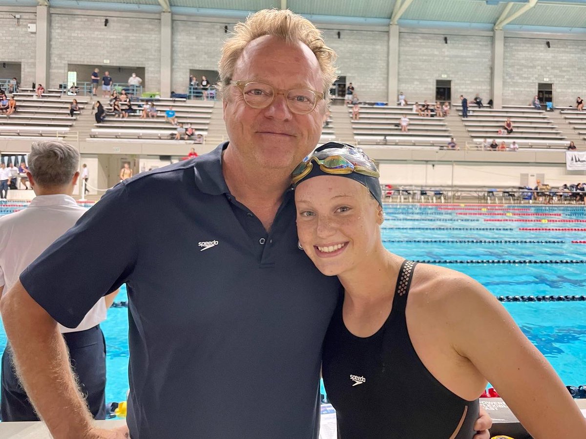 CoachDavidOrr's tweet photo. Awesome first day at SR champs! 7 team records!! Grace getting Winter JRs & the win 400IM followed up with 200 free dbl scoop best times to claim silver with future ASU teammate grabbing gold icing on the WHOOSH cake!!! ππππ₯#GoCascade #SWIMYAH #forksupπ± https://t.co/puCIDWAAKs