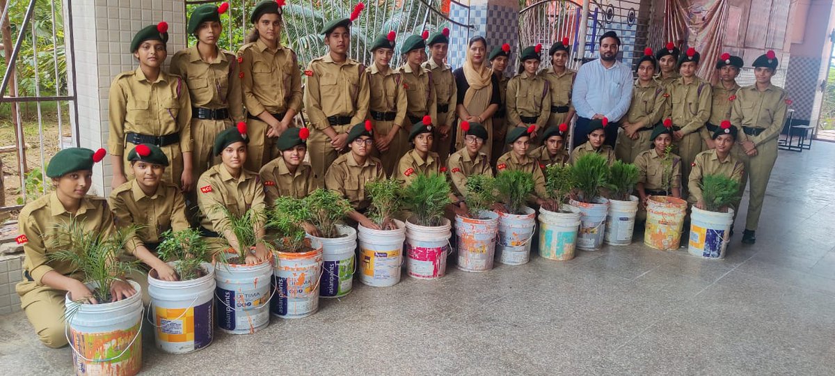 CPhhp's tweet photo. #NCCforEnvironment Cdts of BVN School,4 Har(G) Bn NCC, Rohtak Gp came up with the novel idea of utilising waste buckets for planting saplings during the ongoing 'Van Mahotsav'.They collected 100 waste buckets and planted saplings in them thereby contributing to the environment. https://t.co/GP623GRsWz