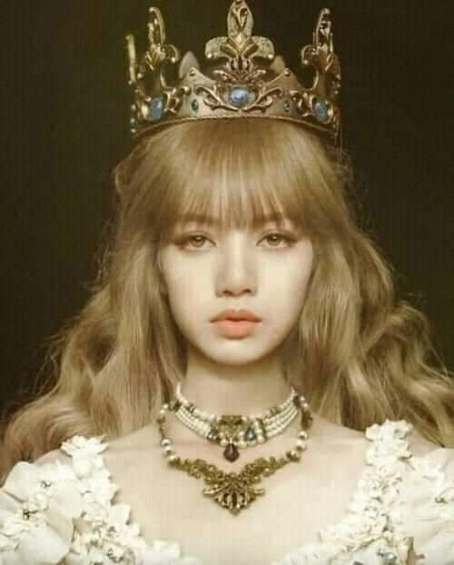 MalisaLisa16's tweet photo. For  Queen Lisa
#LISA #LALISA #MONEY https://t.co/qkaqbE5r3K