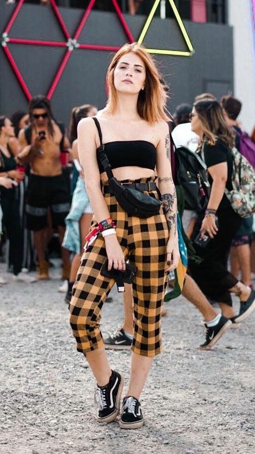 DanielaPavani's tweet photo. #rockstyle #estilorock #fashionrock #modarock #grunge #punk #StreetStyle #roupasdefestivais #roupasparafestival https://t.co/W21q4XxCJ1