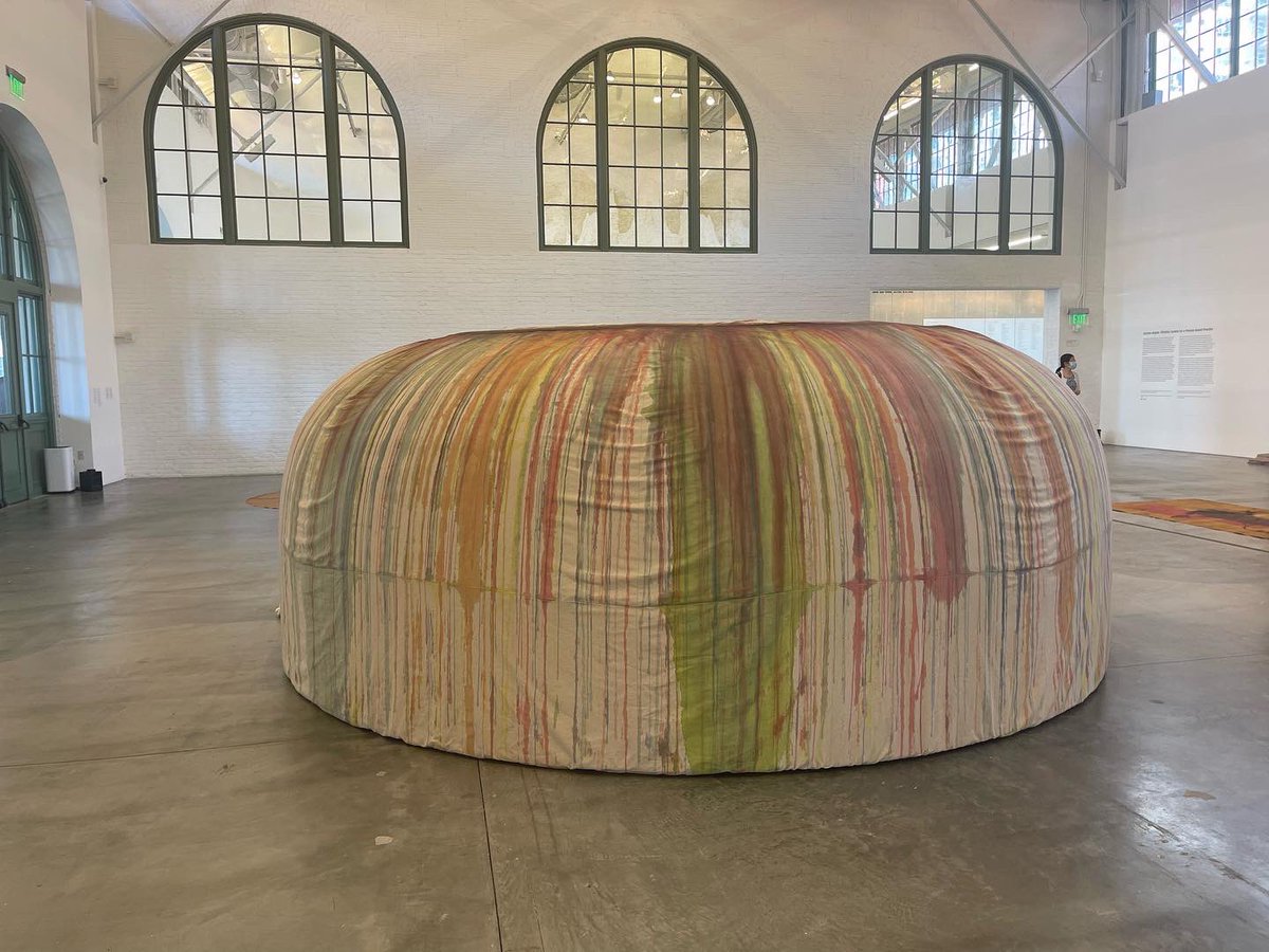 spliffsnshit's tweet photo. someone plotted, diagramed, drawn and thought of making a big ol pastry and put it in a big ol room https://t.co/kCE2a9zZ84