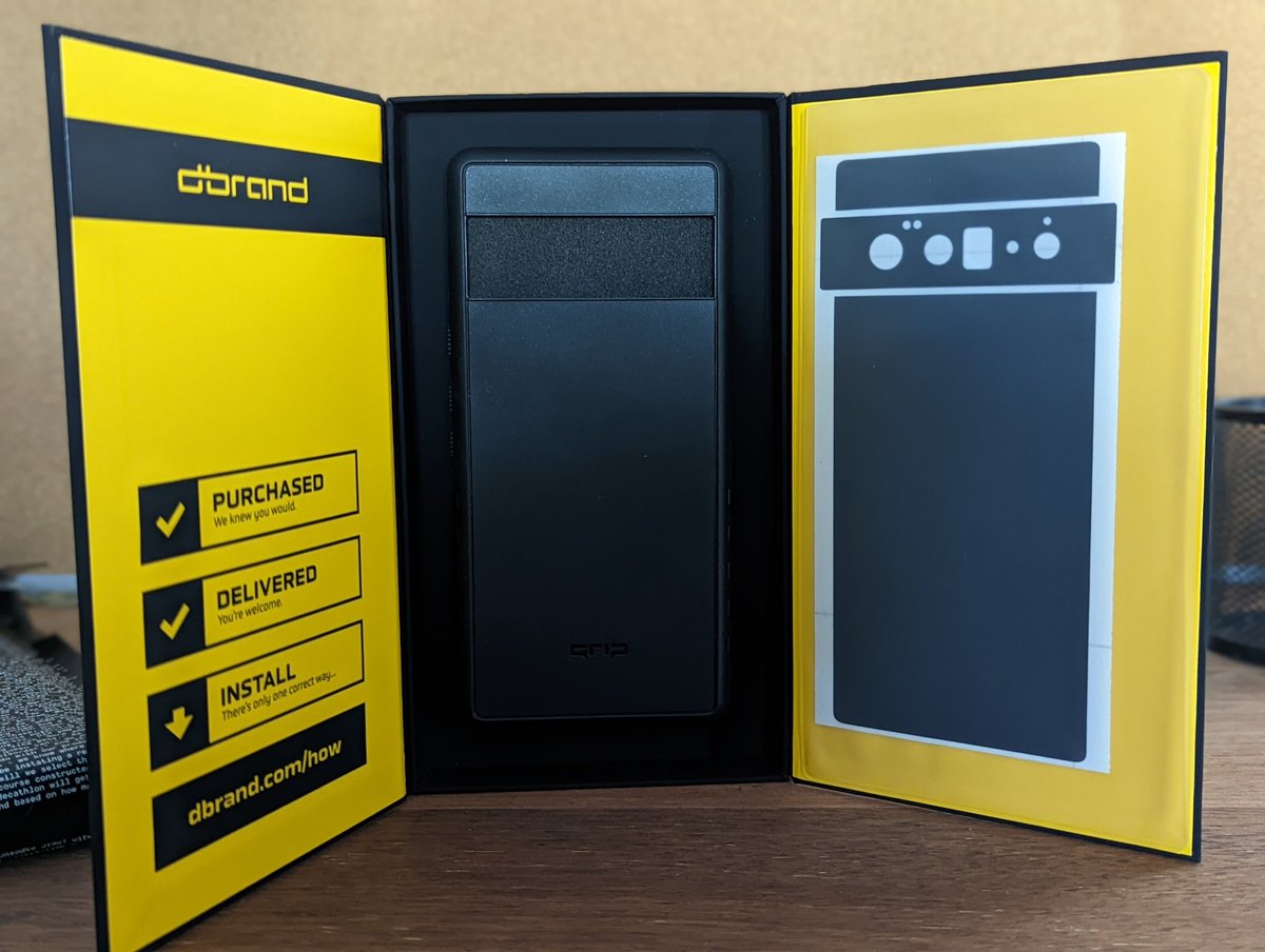 TheCommander092's tweet photo. Waited 3 and a half eternities for my @dbrand case to make it to Australia, and I might even go as far to say it was worth it https://t.co/pVRObJ3DJs