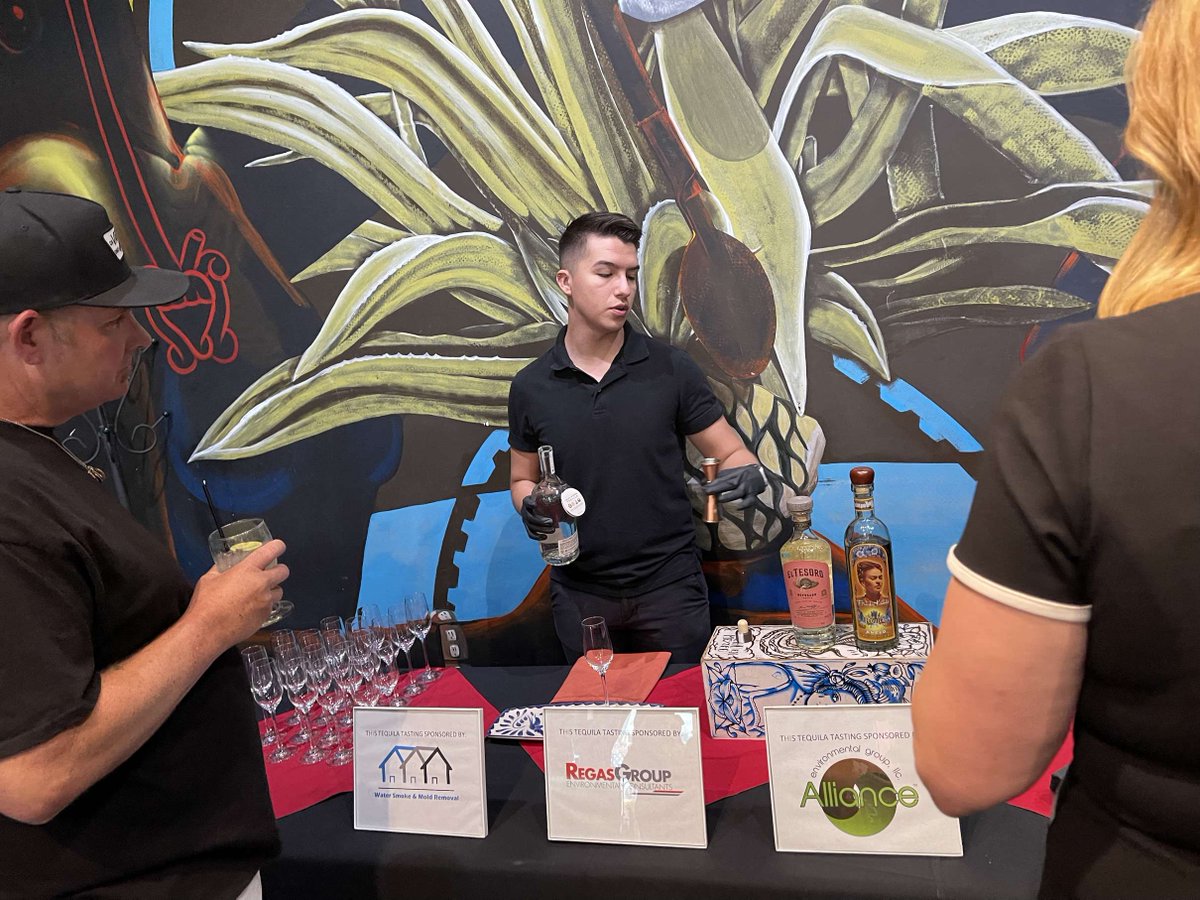 CallStatewide's tweet image. Statewide was out #networking this evening at the annual Mayahuel event that Sacramento Claims Association puts together! 🤩
#restorationservices #onestopshop #firedamage #waterdamage #insuranceclaim #letushelpyou