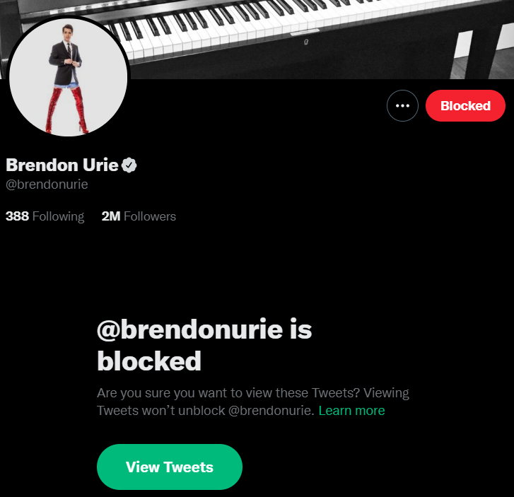 photonKinesis's tweet photo. the heatwave fucked my sleep schedule beyond repair so i blocked brendon urie https://t.co/u5TrreAnjF