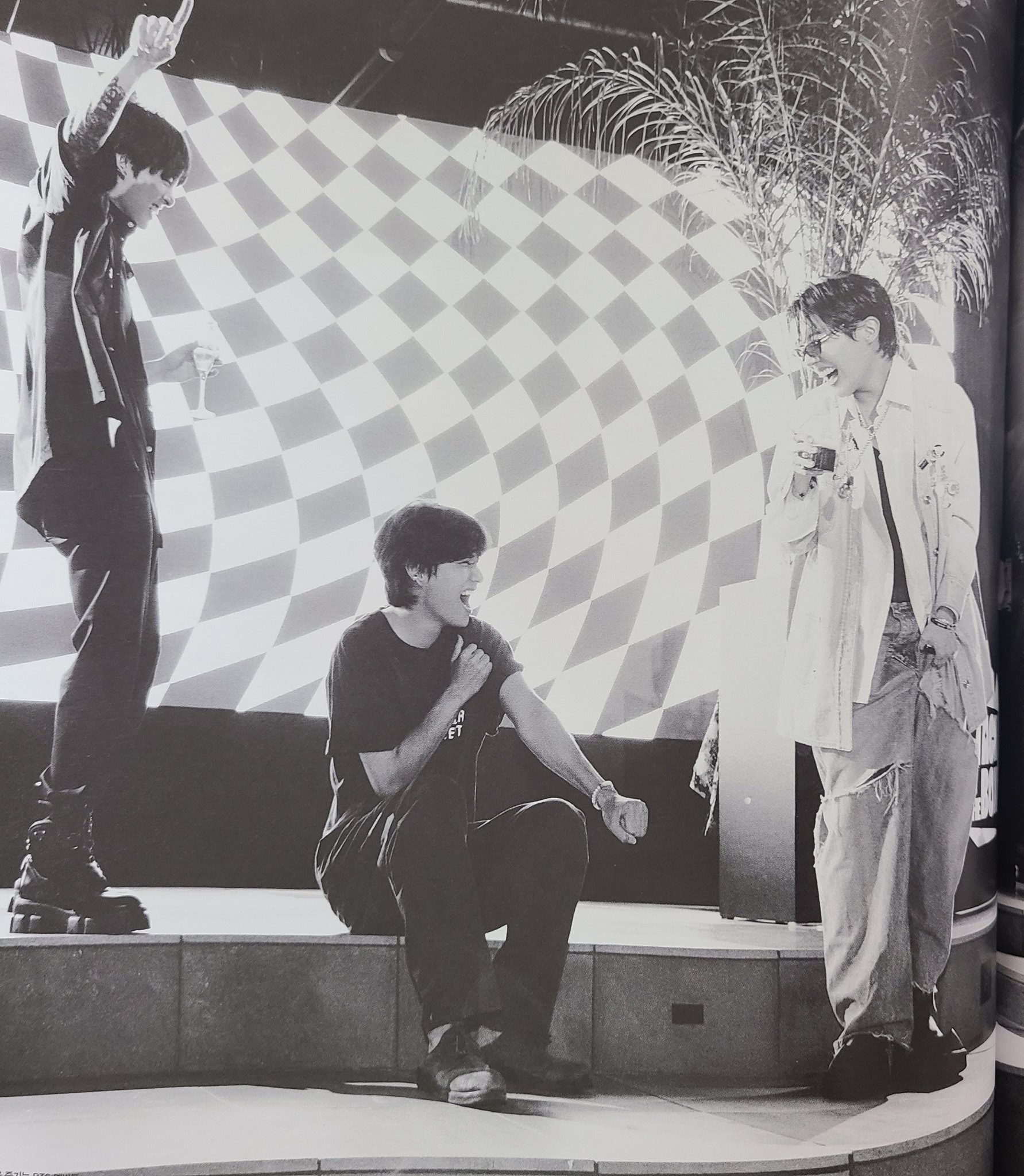 FYPvx4QUcAAvyZE?format=jpg&name=large