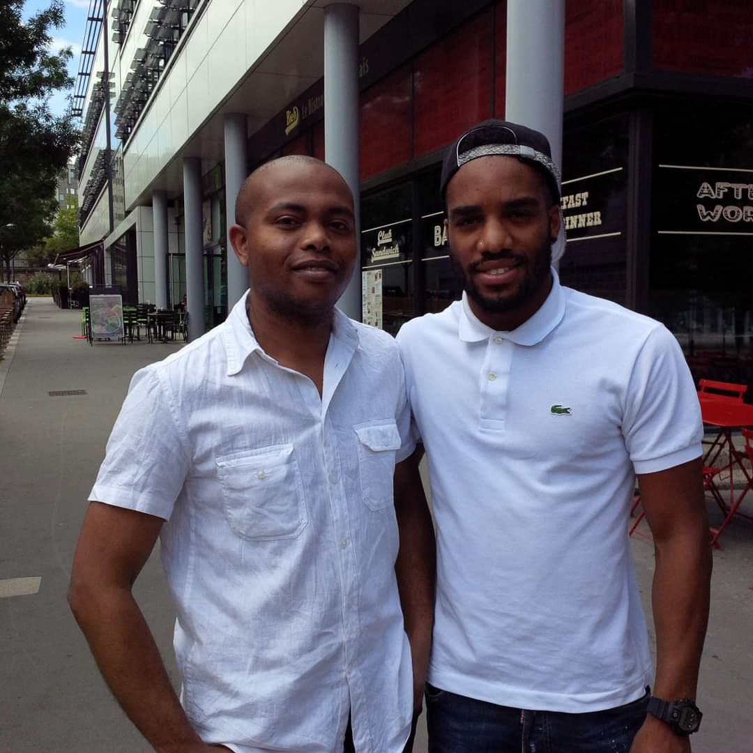 9mmRecords's tweet photo. #Papamwegne #DomoniInter #Lacazette #Ol
https://t.co/uD2F4MWD6L https://t.co/aA4b2VPqhZ