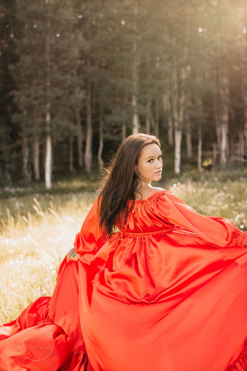 Asoltphoto's tweet photo. Last weeks photoshoot with this lovely lady! And this beautiful parachute dress! https://t.co/XEQDKhzrzv