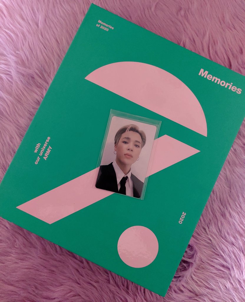 vantaejen7's tweet photo. Memories of 2020 DVD  &amp; Yoongi MOTS ON:E BR Postcard 💕✨️

Thank you so much Aly @kore_cart for the smooth transaction! They arrived home safely, thank you for constantly updating me. Really appreciate your efforts 💜 Sorry for the late feed back ☺️
#KoreFeedbacks https://t.co/jNaq8p2aac