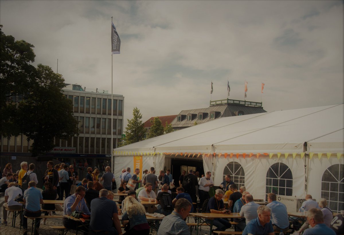 Sikkerhetsfestivalen skal selvsagt akkurat som i 2019 ha et festivaltelt på Stortorget midt i byen! Les mer på sikkerhetsfestivalen.no/sponsor-2022 om hvem som bidrar til å forgylle festivalen i august. #sikkerhetsfestivalen