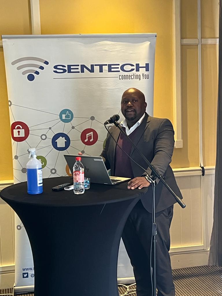 SentechLtd's tweet photo. Yesterday, the SENTECH Community Broadcaster Roundtable roadshow commenced discussions in the Free State.
#CommunityBroadcasters #CommunityRadio #SENTECH https://t.co/6OdtFokjlG