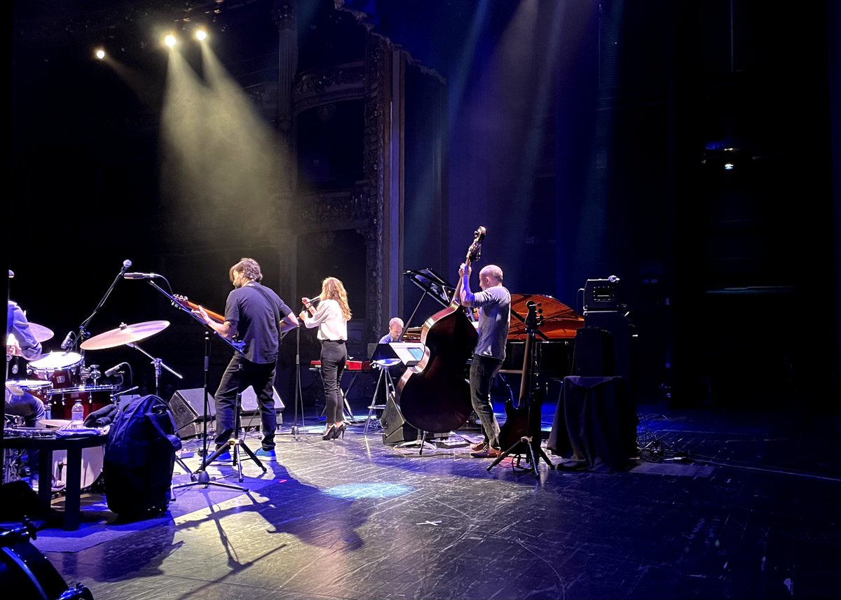 Verónica Ferreiro &amp; Javier Sánchez live in FCC Victoria Eugenia 🎹

📺Live Streaming: youtu.be/8nqg-oU3EGY

#57Jazzaldia <a href="/vero_ferreiro/">Verónica Ferreiro</a> <a href="/guitar_javi/">Javier Sánchez</a> <a href="/fundacionsgae/">PAlHl</a>