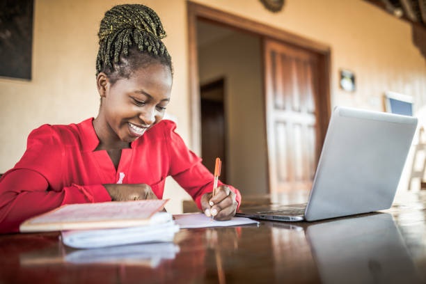 Southern Voice (@svoice2030) on Twitter photo What did COVID-19 reveal about #Digitalisation & #Gender in the #GlobalSouth?
💡Our July newsletter has the answers.
Read, share & subscribe
👇
mailchi.mp/southernvoice/…
<a href="/IEPeruanos/">IEP</a> <a href="/STIPROTZ/">STIPRO</a> <a href="/CBGAIndia/">CBGA India</a> <a href="/IEAKenya/">IEA Kenya</a> <a href="/CDEPResearch/">Centre For Digital Economy Policy Research</a> <a href="/pacindia/">PublicAffairsCentre</a> @UNDPOGC <a href="/Wits_SCIS/">Southern Centre for Inequality Studies</a> <a href="/GDC_NewDelhi/">Global Development Centre</a> @gkdavalos What did COVID-19 reveal about #Digitalisation & #Gender in the #GlobalSouth?
💡Our July newsletter has the answers.
Read, share & subscribe
👇
mailchi.mp/southernvoice/…
<a href="/IEPeruanos/">IEP</a> <a href="/STIPROTZ/">STIPRO</a> <a href="/CBGAIndia/">CBGA India</a> <a href="/IEAKenya/">IEA Kenya</a> <a href="/CDEPResearch/">Centre For Digital Economy Policy Research</a> <a href="/pacindia/">PublicAffairsCentre</a> @UNDPOGC <a href="/Wits_SCIS/">Southern Centre for Inequality Studies</a> <a href="/GDC_NewDelhi/">Global Development Centre</a> @gkdavalos