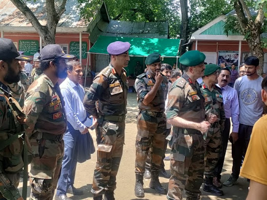 Joban78656034's tweet photo. #SmartVillage
#KunanAndPoshpora
#YouthEmpowerment
#WelfareSchemes
#Inauguration 
#Kupwara
#KashmirValley https://t.co/Kw9sm7zSKH