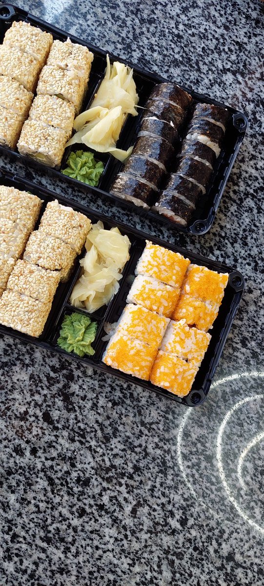 Sushi time with <a href="/Rassel2014/">Felix</a>