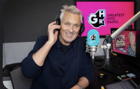 ycdillon's tweet photo. Just under 8 hours to go (but who’s counting?)….my company at the gym tonight I think @realmartinkemp!! #ifIgo 😉 #MixTape https://t.co/LCvs4xYVib