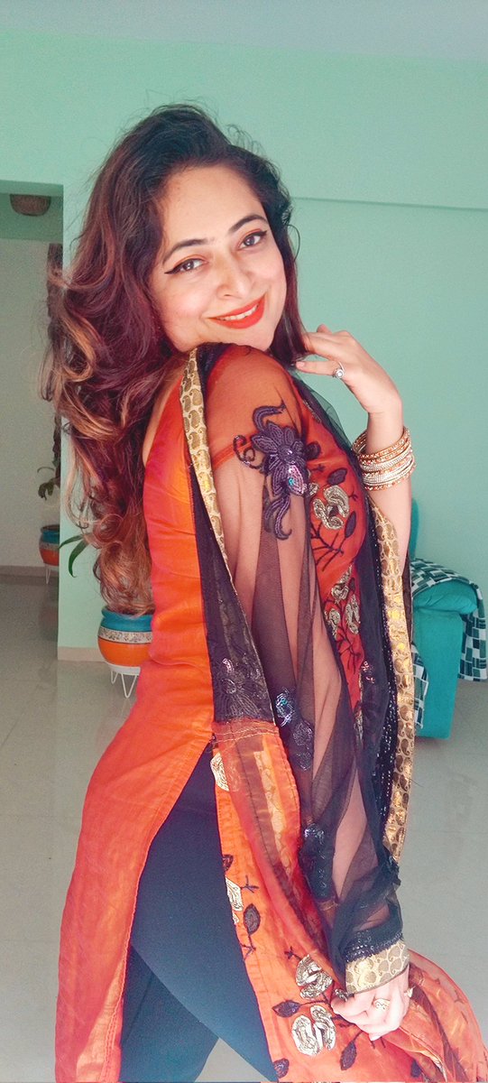 ♥️Fanaa♥️

#punjabisuit #suitsalwar #indianlook #fashioninfluencer #prranitamullay #fashionandstyle #contentcreator #indianfashion #trendingfashion #styleupwithpranita #pune #mumbai #viralrpotst #trendingpost #suitpunjabi 

  2️⃣4️⃣
🧡🧡🧡🧡🧡🧡🧡🧡🧡🧡🧡🧡🧡