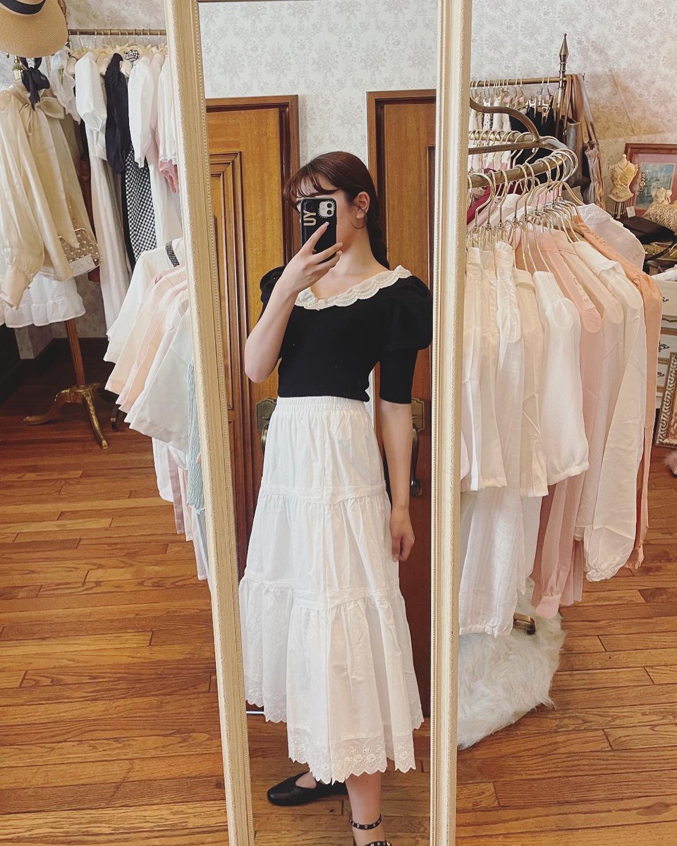 thank you close💕
店頭の人気アイテムコーデです
明日もお待ちしております🙌🏻