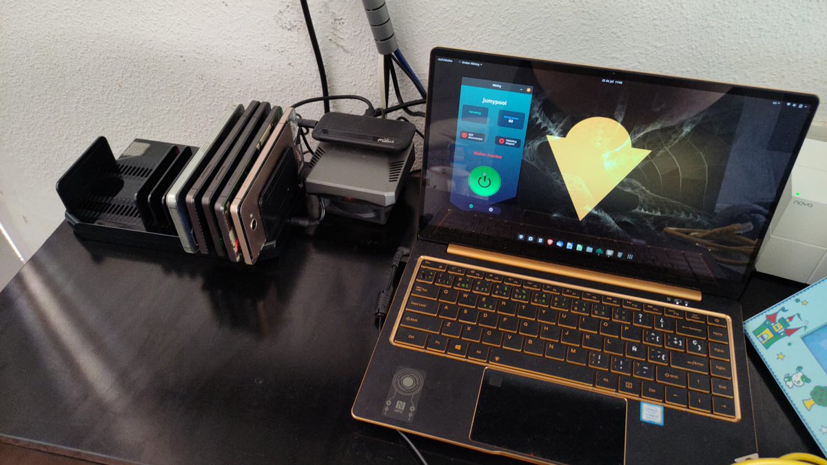 OroFuturo's tweet photo. @xidenblockchain #xidenpools #miningcompetition My mini Rig Xiden Minning https://t.co/yRxe1c3A4Y