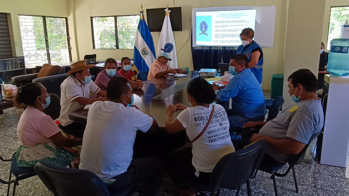 SonsonatePddh's tweet photo. En cumplimiento del mandato constitucional de @PDDHElSalvador @SonsonatePddh desarrolló jornada de formación sobre Desplazamiento Forzado Interno con integrantes de población indígena. https://t.co/klzjsvUPfd