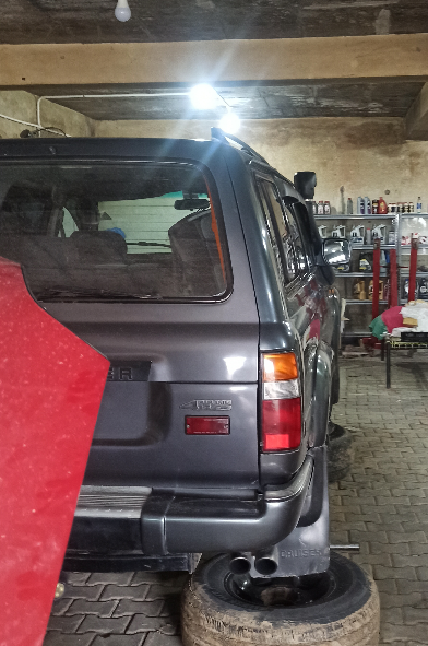 Project11_pk's tweet photo. Project 11's fav vehicle 😁

#toyota
#LandCruiser
#80series https://t.co/8ruGG6vYHc