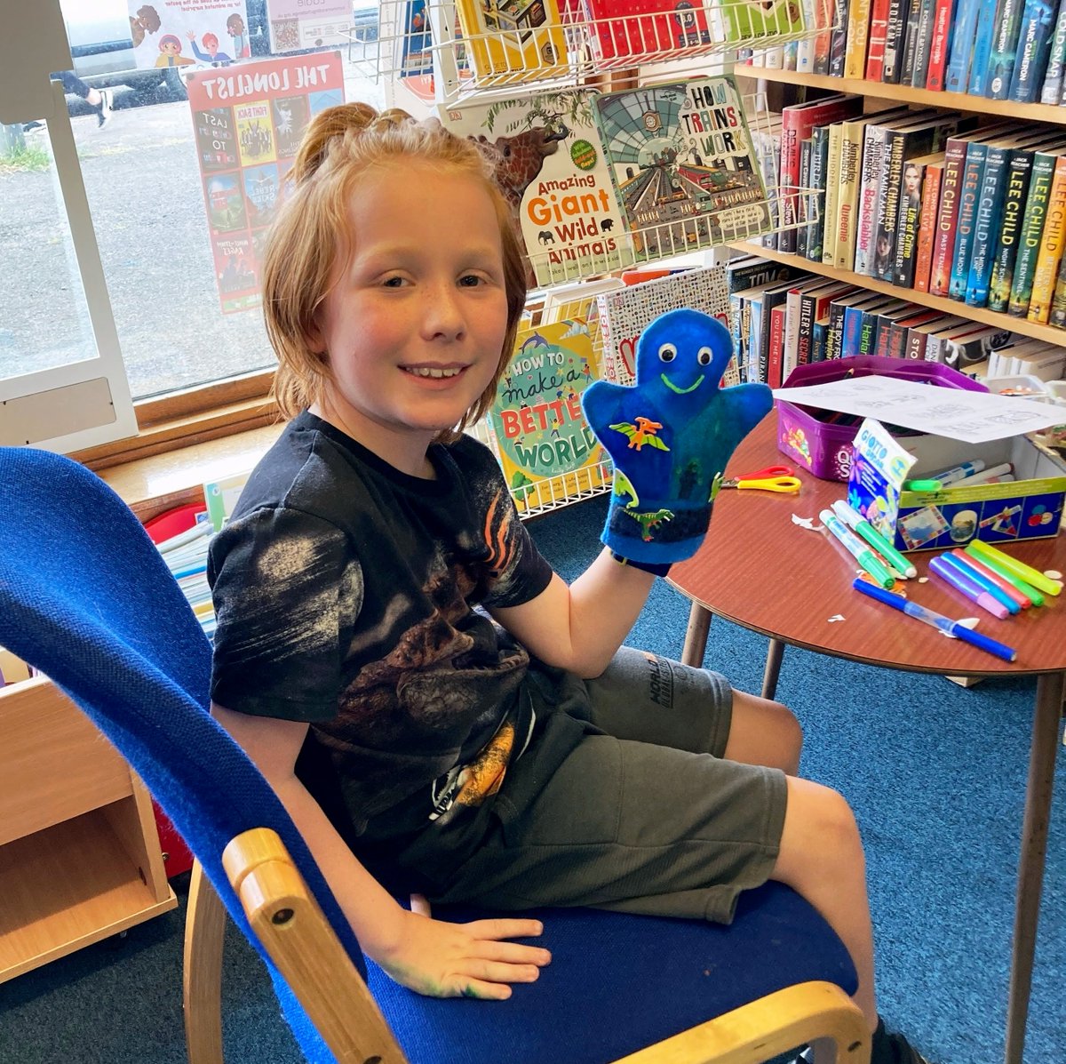 LibFalkirk's tweet image. #Slamannan Library were making puppets yesterday. Great work, everyone!
There's more coming up at Slamannan: bit.ly/flc_sl