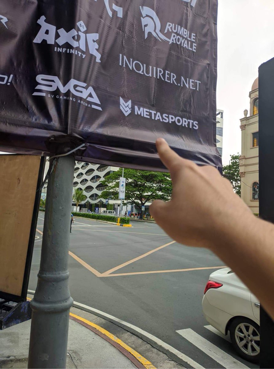 MetasportsGG's tweet photo. #MetasportsatCONquest diary:
@Sneakyfrogcasts came in to help, booth taking shape, @ItsFlanko touched grass ๐๐ช
#conquestPH #conquest2022 #CQ2022 #Web3 #gaming https://t.co/cbi14jCkDY
