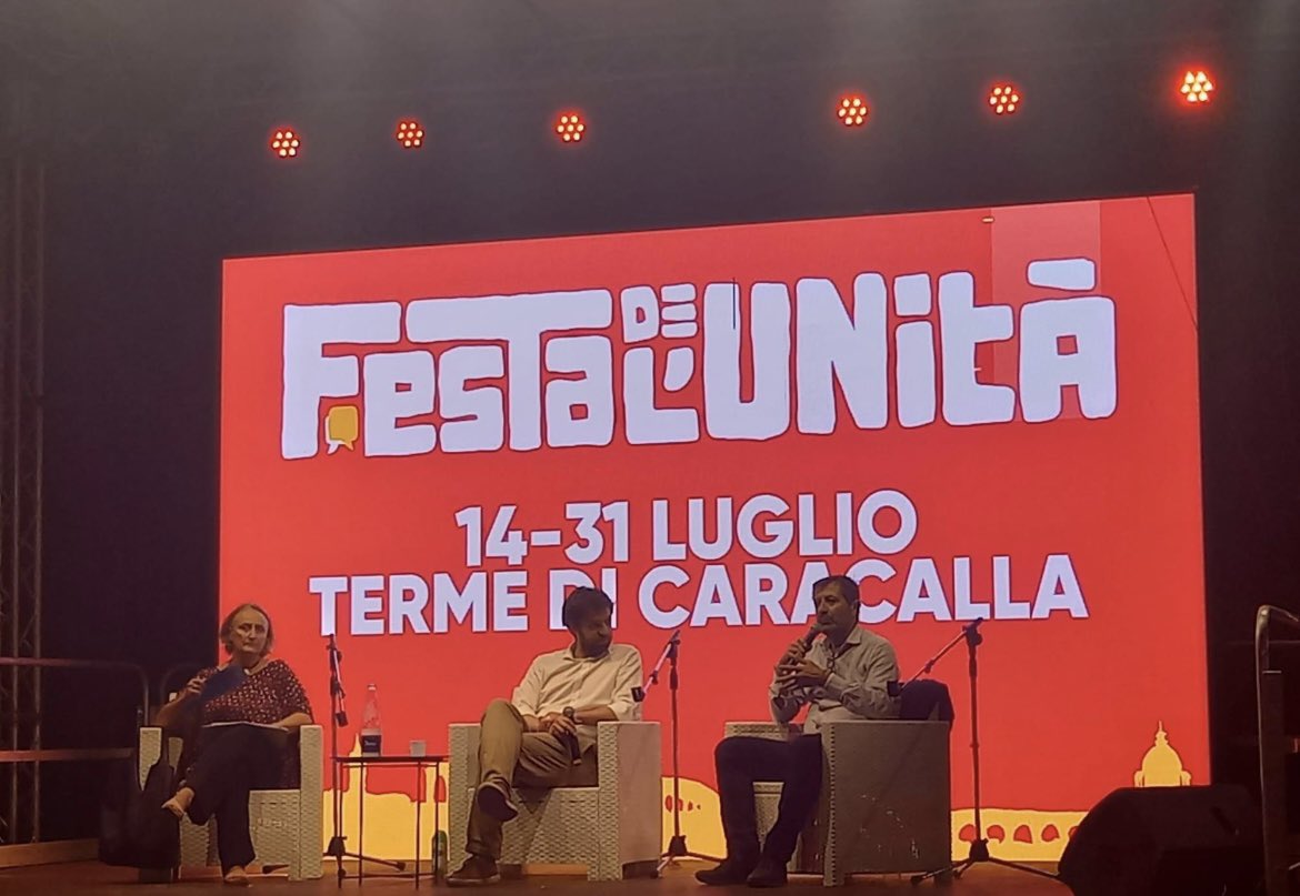 MAXVALERIANI's tweet photo. Bellissima serata ieri alla festa dell'Unità di Roma. Un partito tra le persone per sconfiggere la destra! https://t.co/lUAug11O6l
