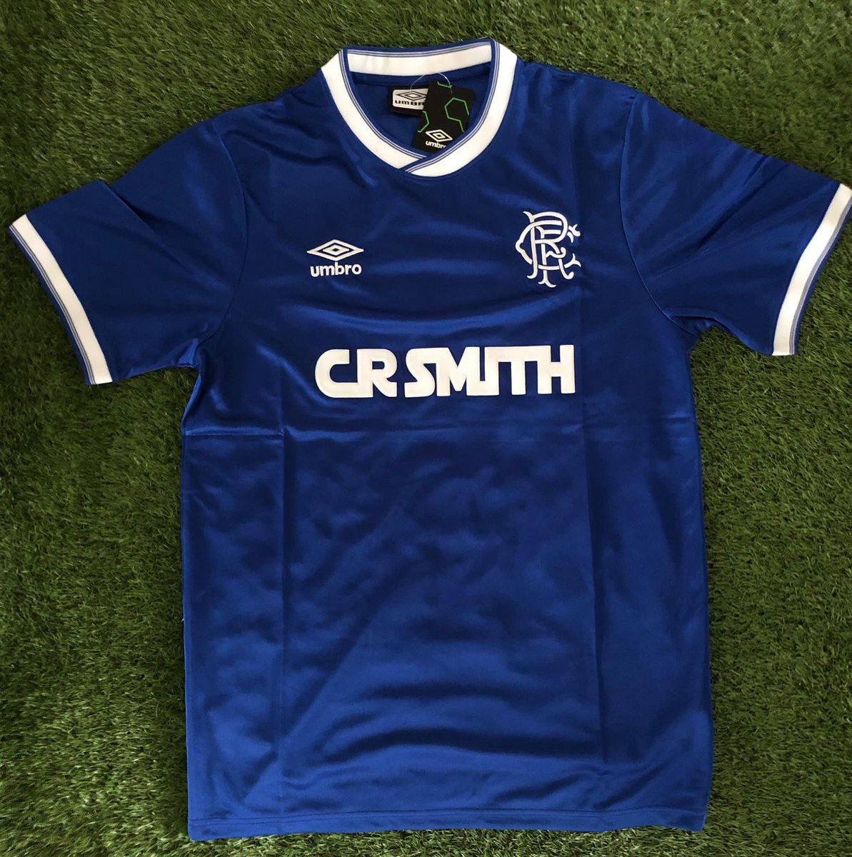 FootballRoom44's tweet photo. Just a few pictures of items we’ve received recently for customers…

2 week delivery 🚚

Our own catalogue 👇

https://t.co/Fp6TvMKM2r

Facebook group: 

https://t.co/3jamU88oyA

Instagram:

https://t.co/mhqnFectFl

#AFC #RangersFC #ManchesterUnited https://t.co/SFzgXSbqZ1