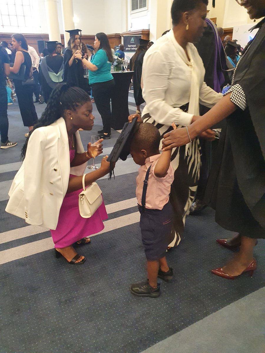 carllygo's tweet image. Graduation 2022 @Arden_Uni what an amazing event. Inspiring and uplifting!