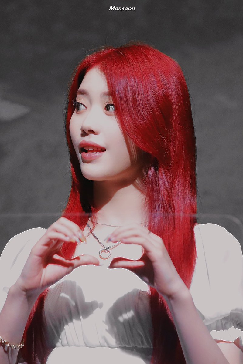 Monsoon_7_'s tweet photo. 220704 MusicDrama Fansign

🦌🌴

#샤오팅 #션샤오팅
#XIAOTING #沈小婷
#케플러 #Kep1er #UP #DOUBLAST https://t.co/8ptbDm3DA2
