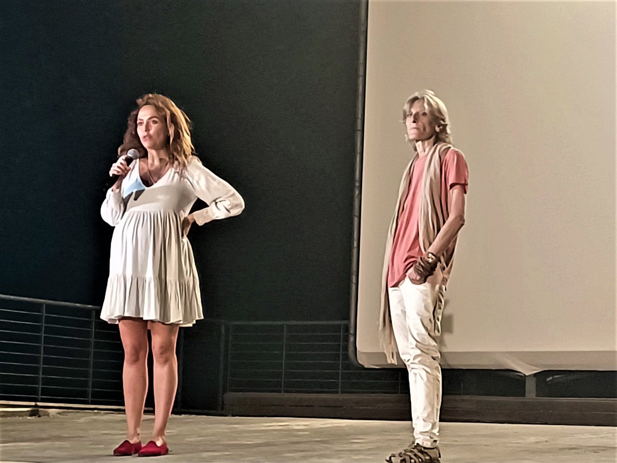 Una selezione di fotografie della seconda serata dell'
<a href="/IrishFilmFesta/">IRISH FILM FESTA</a>. Premiato il cortometraggio <a href="/AnIrishGoodbye_/">An Irish Goodbye</a> vincitore del concorso di Maggio e, in seguito, anteprima italiana di <a href="/WolfTheFilm/">Wolf</a>.

#IRISHFILMFESTA #cinema #policlic #Irlanda #ILoveIrishFilm