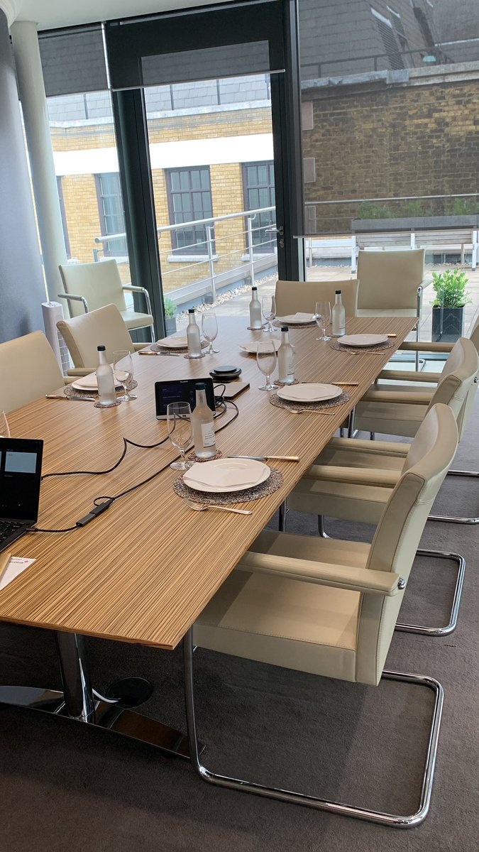 Nice to be working in the city on a slightly cooler day helping a team@to@fond its focus!