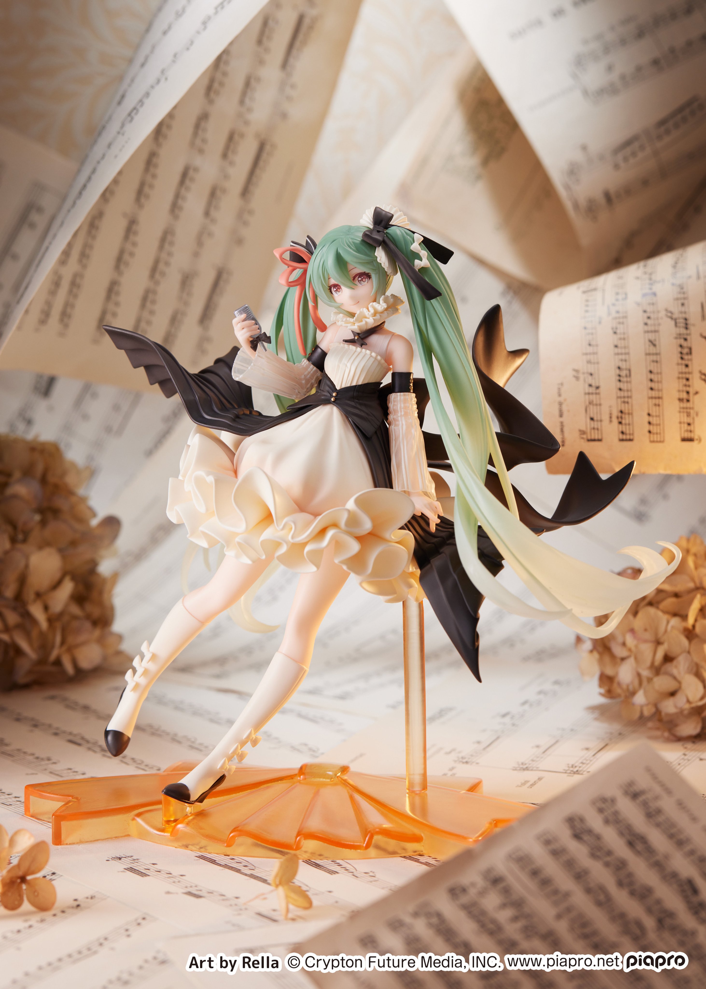 タイトートイズ 速報 著名なアーティストとタッグを組みプライズの限界を超える作品を目指す 最上級フィギュアブランドamp第6弾公開 Rellaさんが過去描いたイラストをリメイクし デザインした 初音ミク が登場 イラスト Rella 原型 おかやん