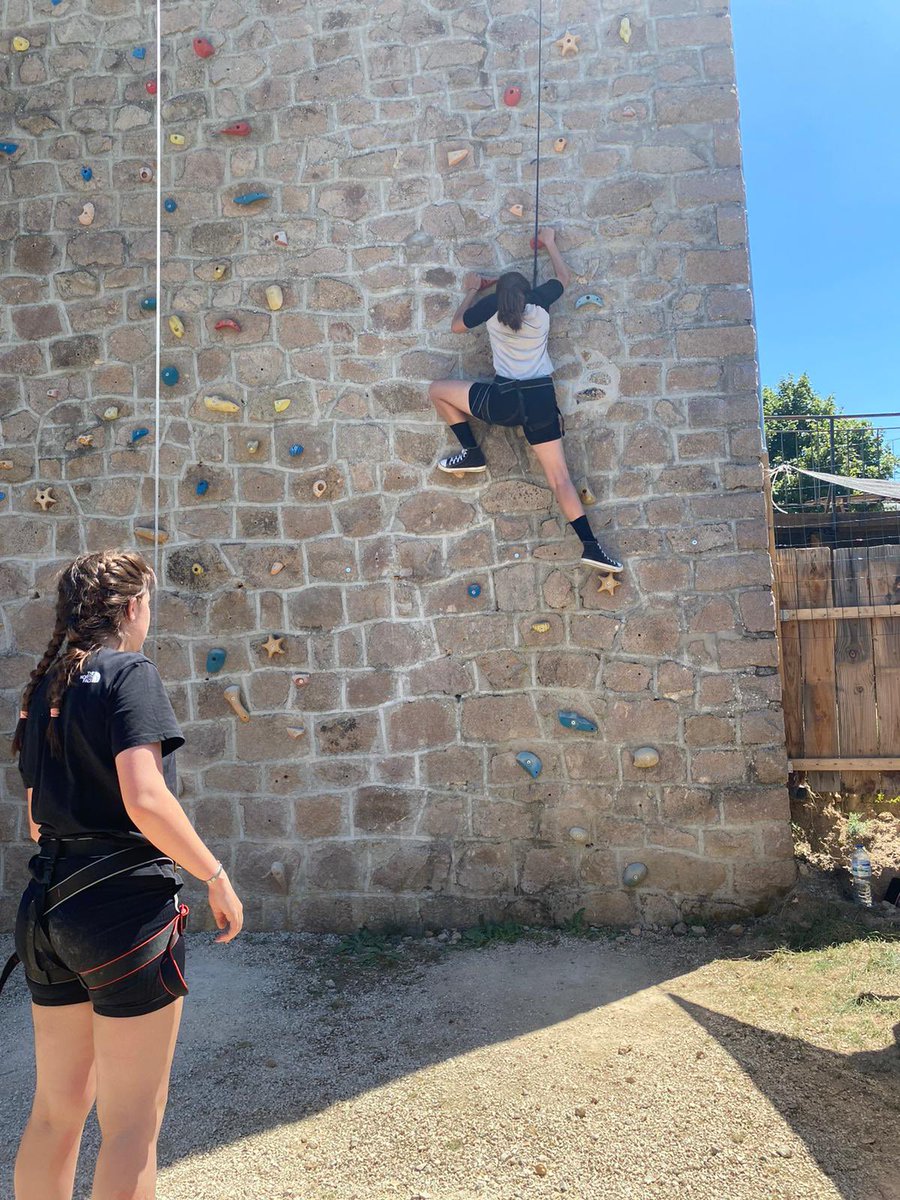 AAWoodfields's tweet photo. Final rotation on land sports today, students are shattered after such an amazing, busy week but everyone has given 100% #aawfrancetrip2022 #nearlyhometime #lastday https://t.co/kMt9CCaBKB