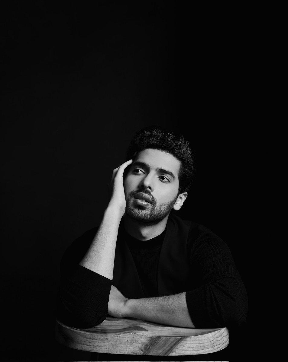 Rehanabts7's tweet photo. Happy birthday to you sir💜may your all wishes come true🤲🏻🤞🏻...always stay happy and healthy☺❤..ur fans love you so much😊💝...HAPPY BIRTHDAY ARMAAN MALIK🎶🎂🍫♥️
#ArmaanMalik 
#Armaanians 
#HappyBirthdayArmaanMalik 
#HappyBirthday https://t.co/OP5XPKNzeN