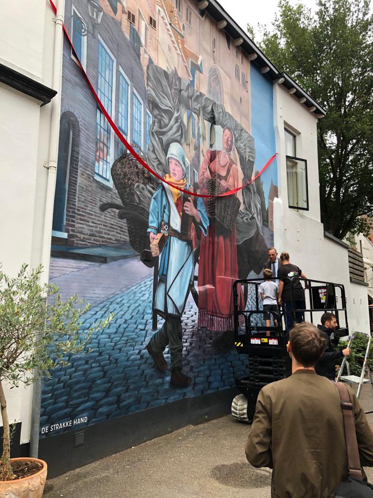 Onthulling Hanze Muurschildering in Deventer <a href="/Hanzesteden/">Hanzesteden</a> <a href="/MarketingOost/">MarketingOost | Regie op Vrijetijdseconomie</a>