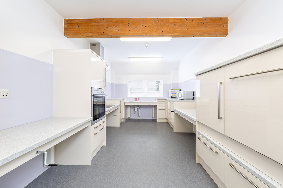AltroFlooring's tweet photo. Altro floors and walls were installed in a flagship Spinal Injury Centre run by disability charity Livability, creating a homely, design-led unit with a high level of aesthetic appeal.

https://t.co/O2PGbDTj7H

#Altro
#SafetyFloors
#HygienicWalls https://t.co/CetirQl0IG